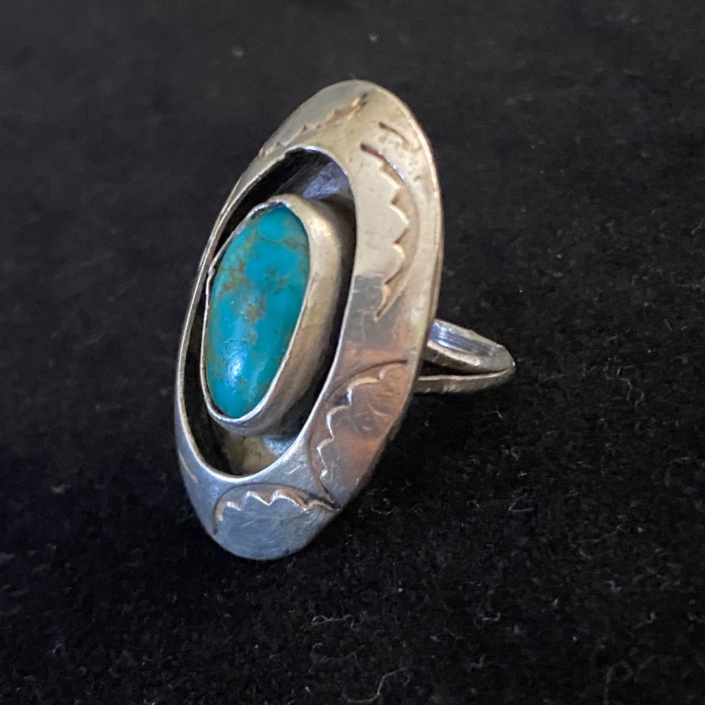 Vintage Native American Sterling Silver Turquoise Shadowbox Ring | Southwestern - Picture 2 of 9